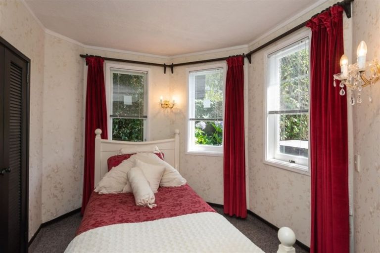 Photo of property in 7 Bengal Drive, Cashmere, Christchurch, 8022