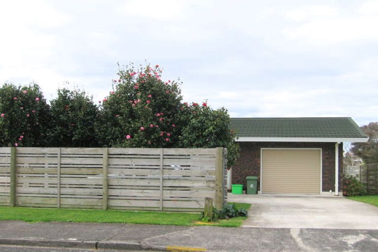 Photo of property in 235 Bellevue Road, Bellevue, Tauranga, 3110