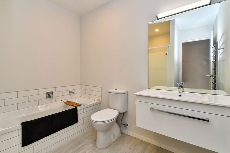 Photo of property in 3 Mettle Lane, Papakura, 2110