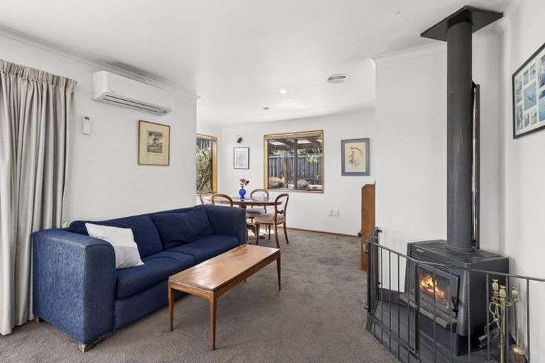 Photo of property in 8 Mount Iron Drive, Wanaka, 9305