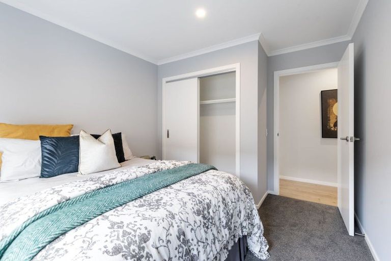 Photo of property in 202 Pacific Drive, Fitzherbert, Palmerston North, 4410