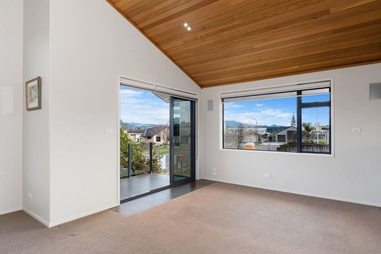 Photo of property in 28 Noble Johnston Drive, Katikati, 3129