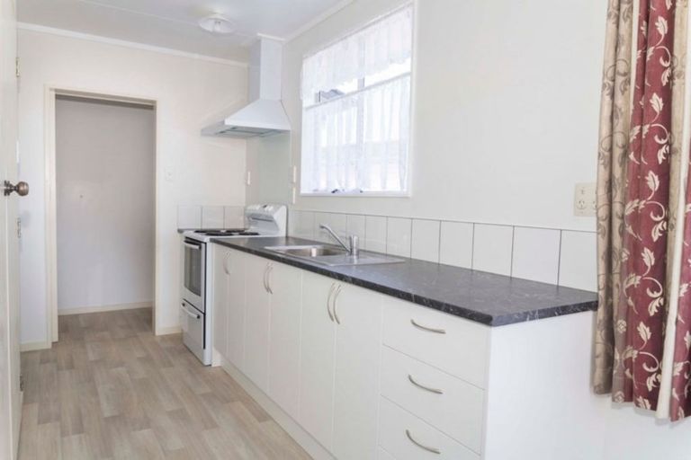 Photo of property in 17 Runciman Place, Dannevirke, 4930