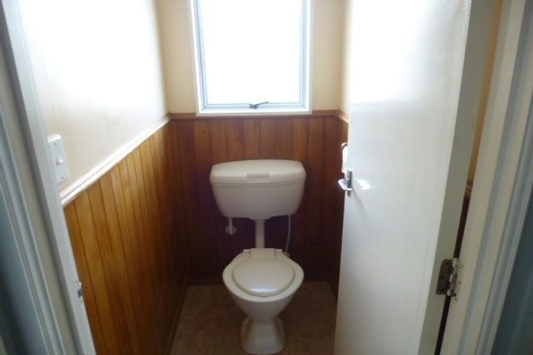 Photo of property in 27 Silvan Place, Bell Block, New Plymouth, 4312