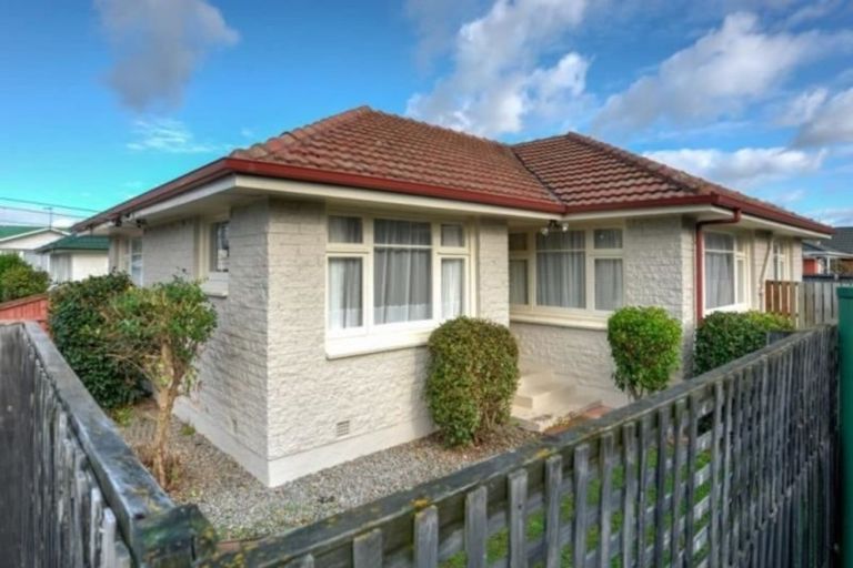Photo of property in 2/45 Hounslow Street, Ilam, Christchurch, 8041