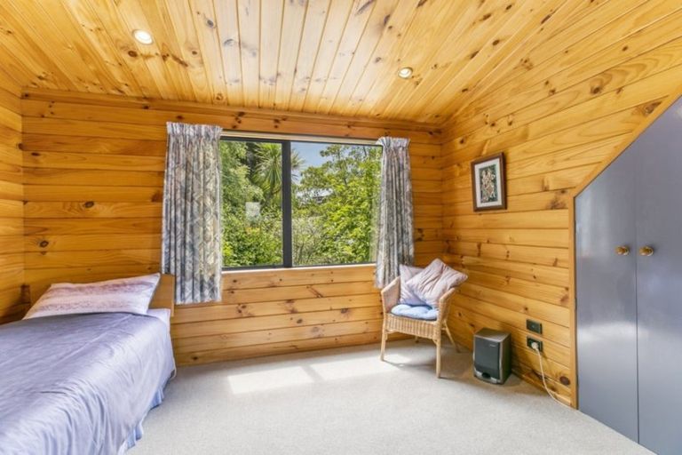 Photo of property in 2 Grand Vue Road, Kawaha Point, Rotorua, 3010