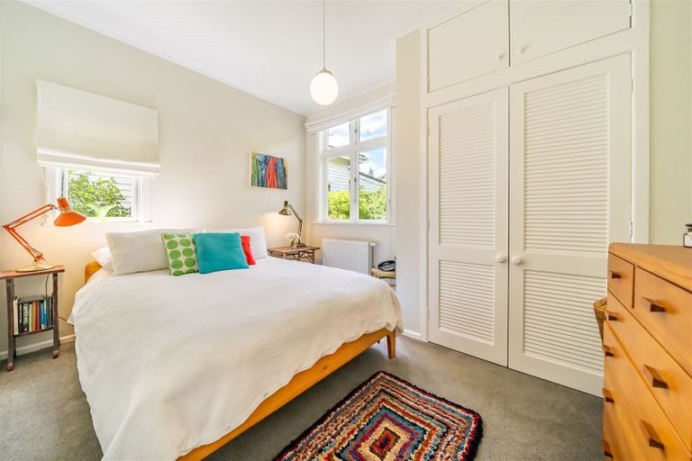 Photo of property in 93 Oroua Street, Eastbourne, Lower Hutt, 5013