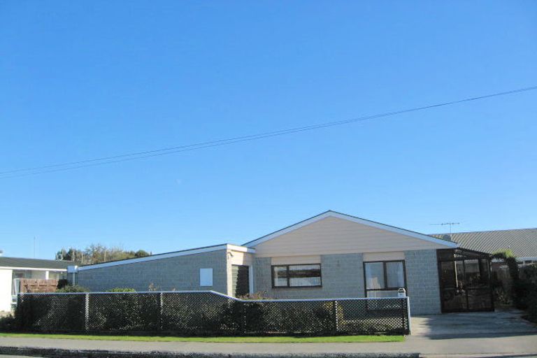 Photo of property in 1/7 Swift Street, Belfast, Christchurch, 8051