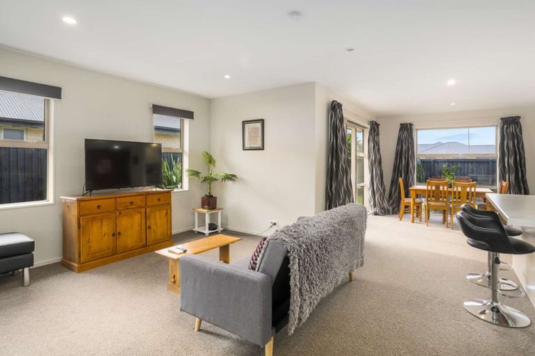 Photo of property in 13 Brockelbank Drive, Kaiapoi, 7630