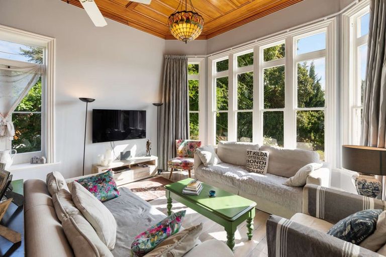 Photo of property in 13 Milne Street, Marton, 4710