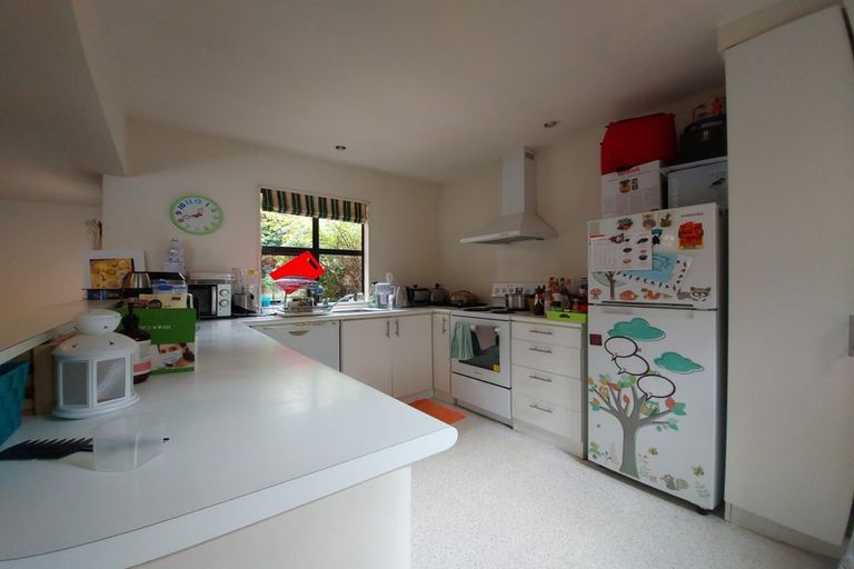 Photo of property in 1/2 Malcolm Lane, Thorndon, Wellington, 6011