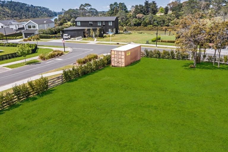 Photo of property in 2 Kelly Road, Riverhead, 0820