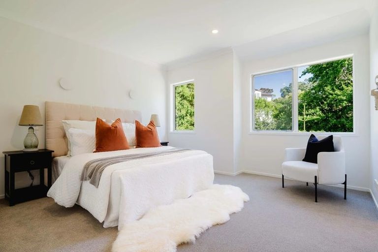 Photo of property in 34a Schnapper Rock Road, Schnapper Rock, Auckland, 0632