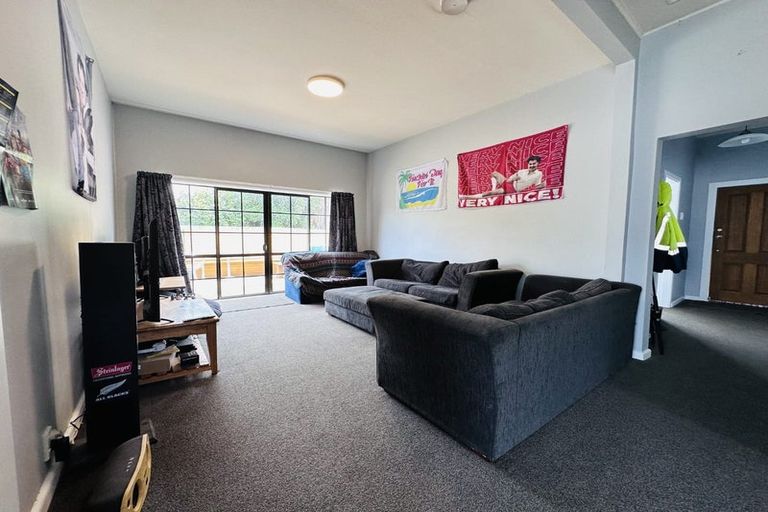 Photo of property in 1/52 Donegal Street, Belfast, Christchurch, 8051