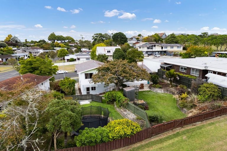 Photo of property in 22 Amanda Avenue, Dinsdale, Hamilton, 3204