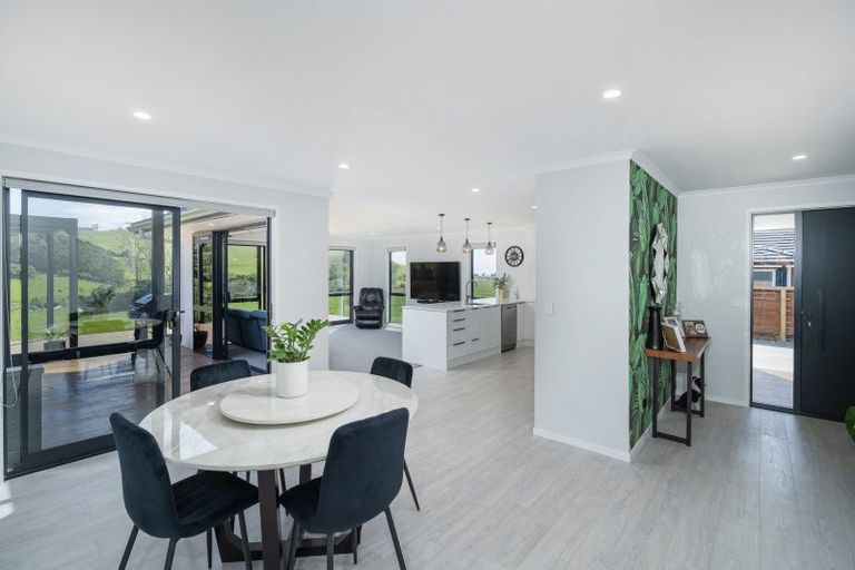 Photo of property in 12 Tohetea Lane, Wharekaho, Whitianga, 3510