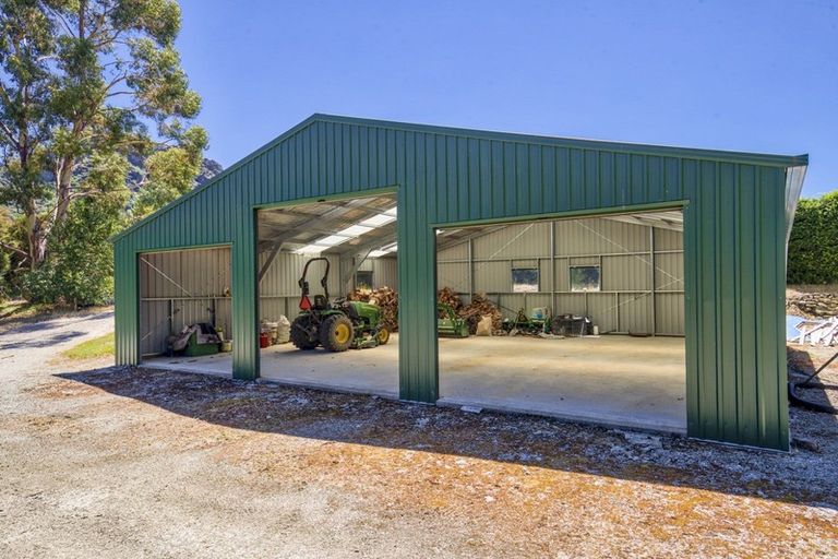 Photo of property in 11 Riverbank Road, Wanaka, 9382