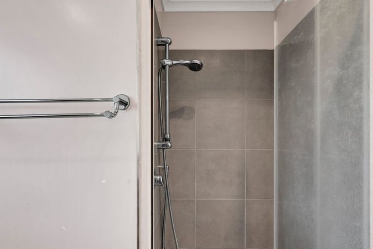 Photo of property in 43 Penrith Street, Westown, New Plymouth, 4310