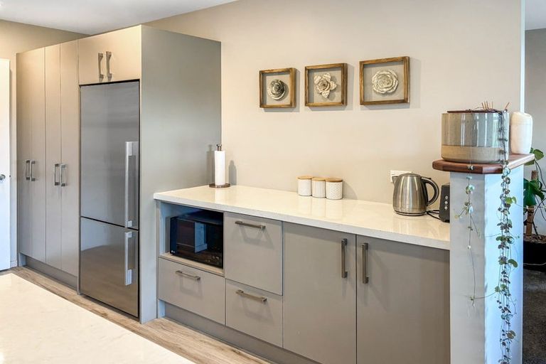 Photo of property in 12 Helmore Street, Rangiora, 7400