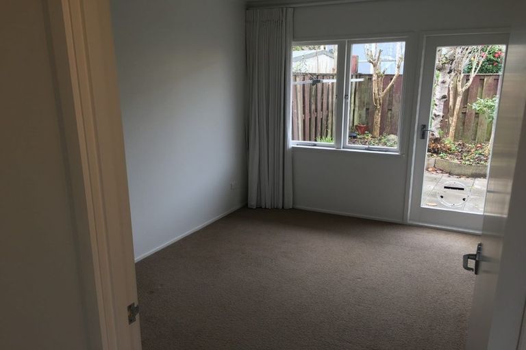 Photo of property in 3/7 Richards Avenue, Forrest Hill, Auckland, 0620