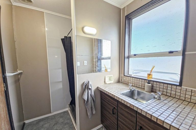 Photo of property in 2/9 Lyttelton Crescent, Tamatea, Napier, 4112