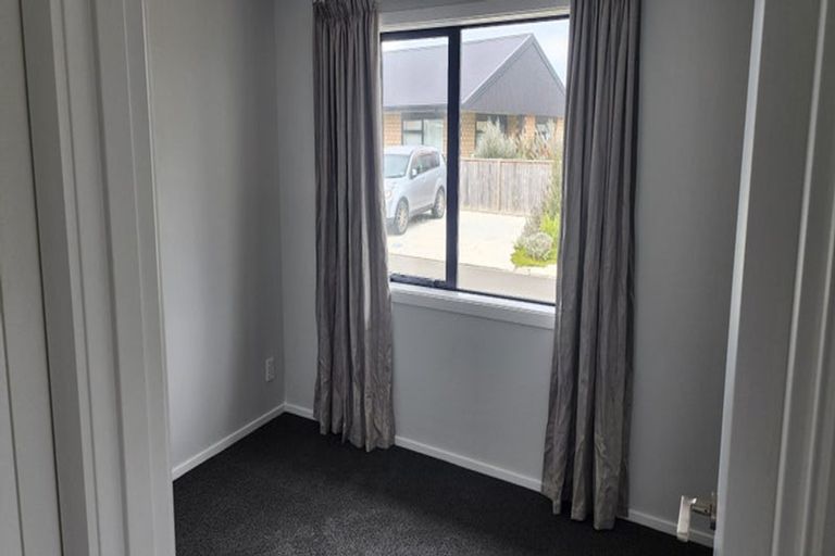 Photo of property in 1 Mccrae Place, Ashhurst, 4810