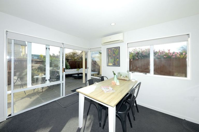 Photo of property in 2/18 Palatine Terrace, Huntsbury, Christchurch, 8022