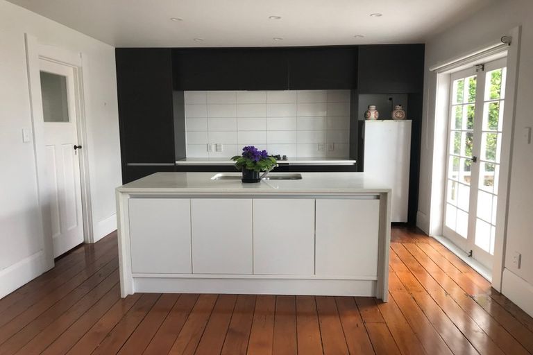 Photo of property in 49a Brandon Road, Glen Eden, Auckland, 0602