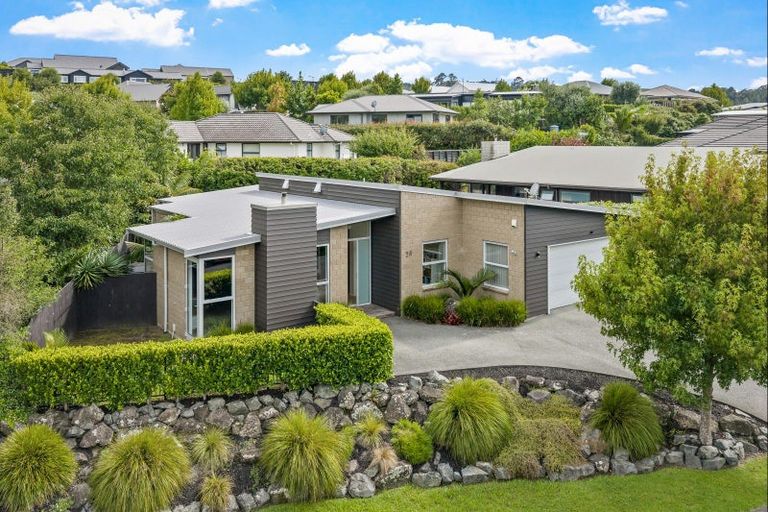 Photo of property in 28 Laly Haddon Place, Matakana, Warkworth, 0985