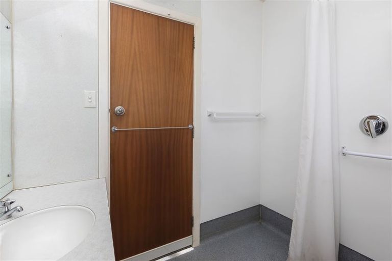 Photo of property in 2/1046 Colombo Street, St Albans, Christchurch, 8014