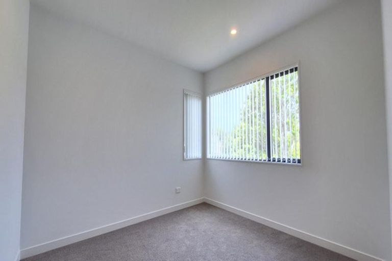 Photo of property in 37c Sylvia Road, Hillcrest, Auckland, 0627
