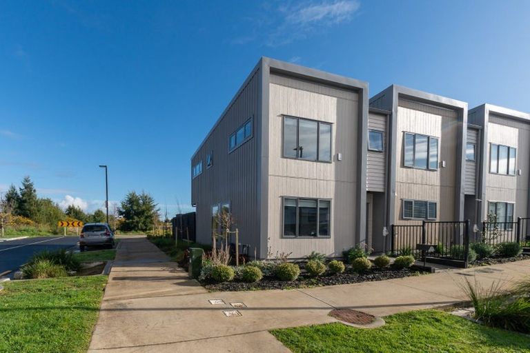 Photo of property in 29 Green Bamboo Road, Hobsonville, Auckland, 0616