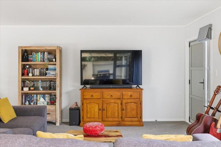 Photo of property in 11 Nautilus Drive, Papamoa Beach, Papamoa, 3118