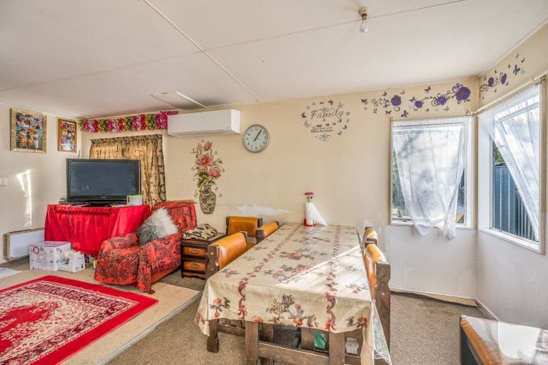 Photo of property in 351a Flaxmere Avenue, Flaxmere, Hastings, 4120