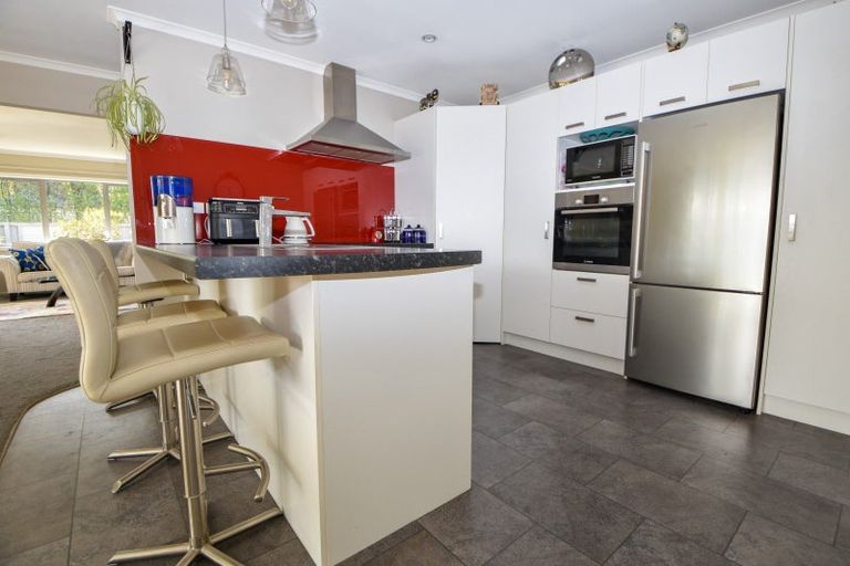 Photo of property in 266 High Street South, Carterton, 5713