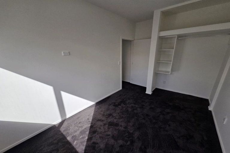 Photo of property in 5 Kawaka Street, Riccarton, Christchurch, 8041