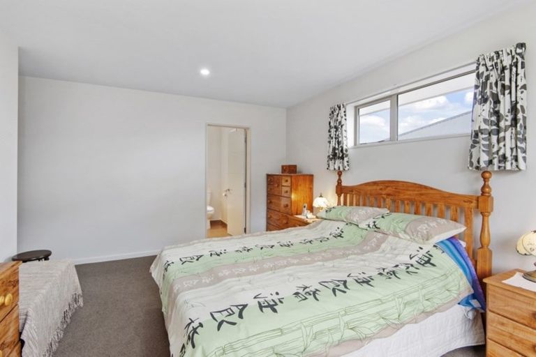 Photo of property in 47 Carradale Avenue, Broomfield, Christchurch, 8042