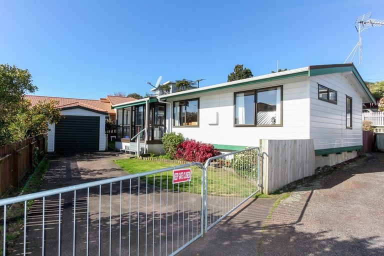 Photo of property in 22b York Crescent, Westown, New Plymouth, 4310