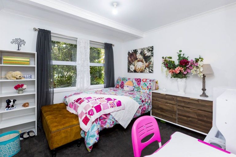 Photo of property in 61 Oregon Drive, Maoribank, Upper Hutt, 5018