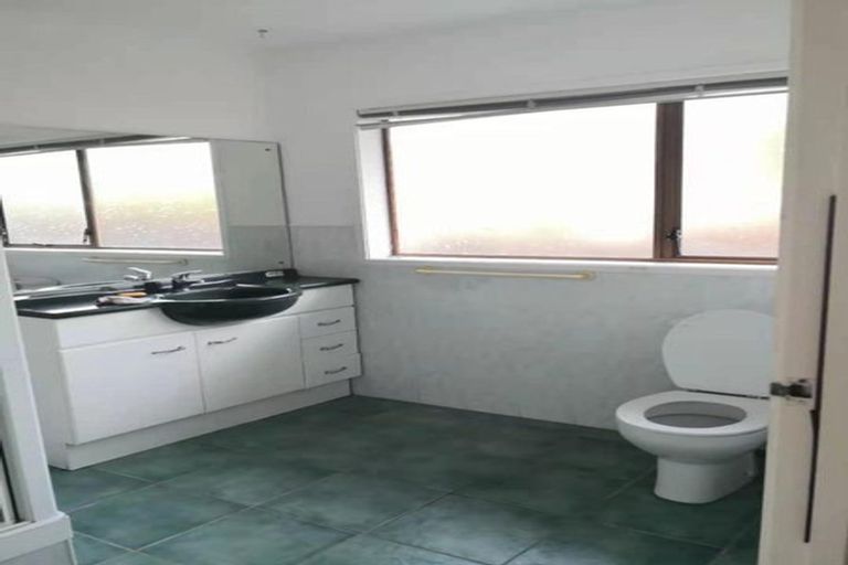 Photo of property in 20 Maugham Drive, Bucklands Beach, Auckland, 2014