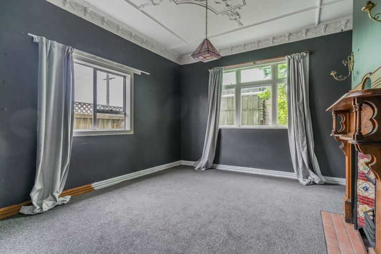Photo of property in 21 East Avenue, Saint Kilda, Dunedin, 9012