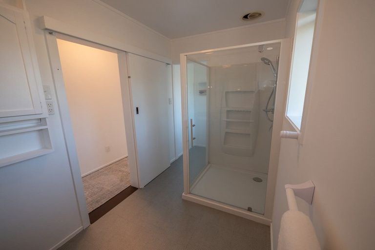 Photo of property in 5 Seaview Road, Cable Bay, 0420