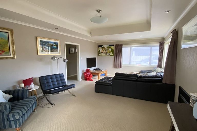 Photo of property in 69a Avondale Road, Taradale, Napier, 4112