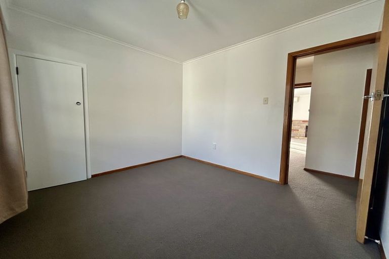 Photo of property in 41 Parrs Cross Road, Henderson, Auckland, 0612