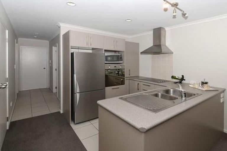 Photo of property in 2/15 Albert Street, Hamilton East, Hamilton, 3216