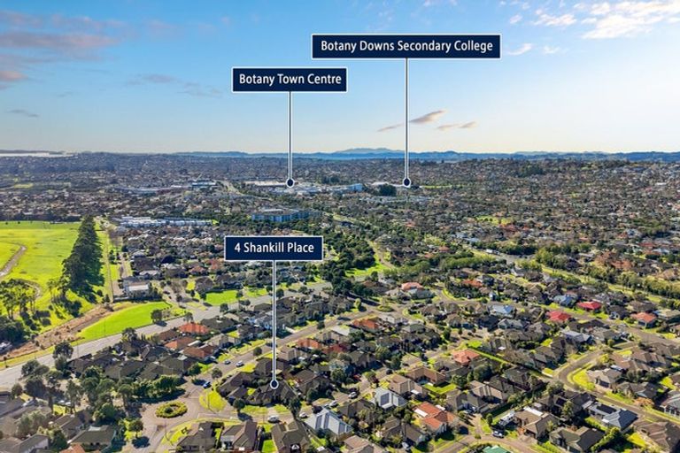 Photo of property in 4 Shankill Place, East Tamaki, Auckland, 2013