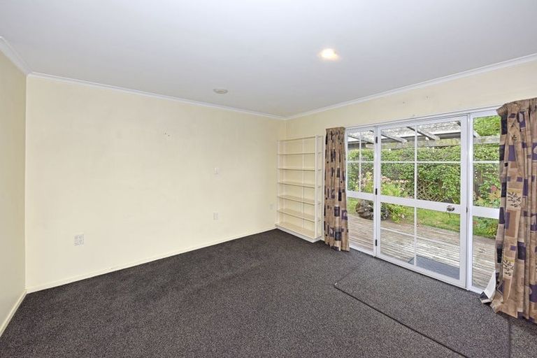 Photo of property in 2/49 Tedder Avenue, North New Brighton, Christchurch, 8083