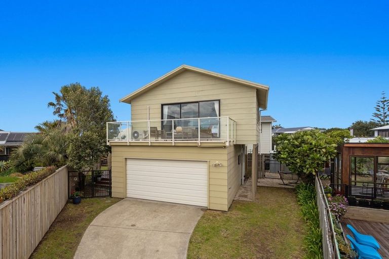 Photo of property in 5b Merito Place, Ohope, 3121