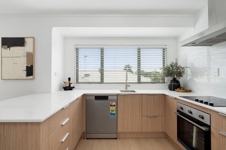 Photo of property in 17b Corinna Street, Welcome Bay, Tauranga, 3112