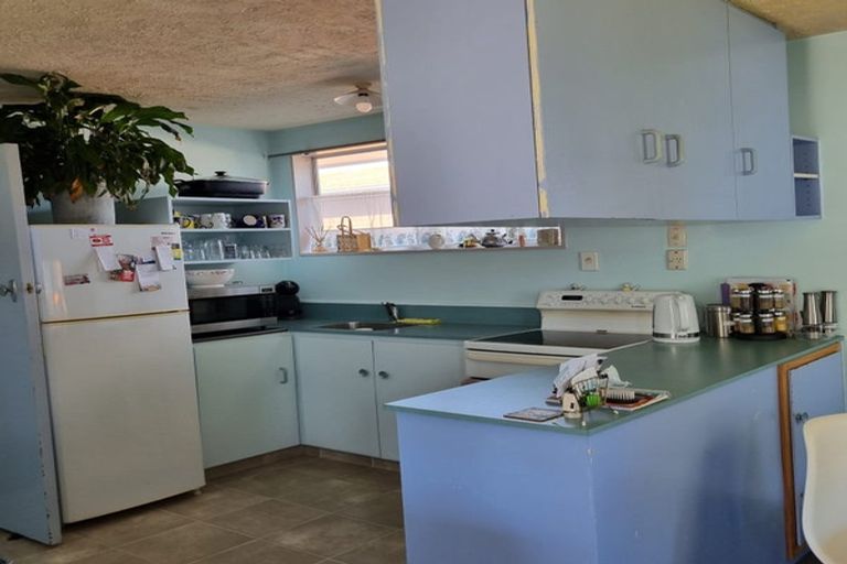 Photo of property in 2/11 Gilby Street, Linwood, Christchurch, 8011